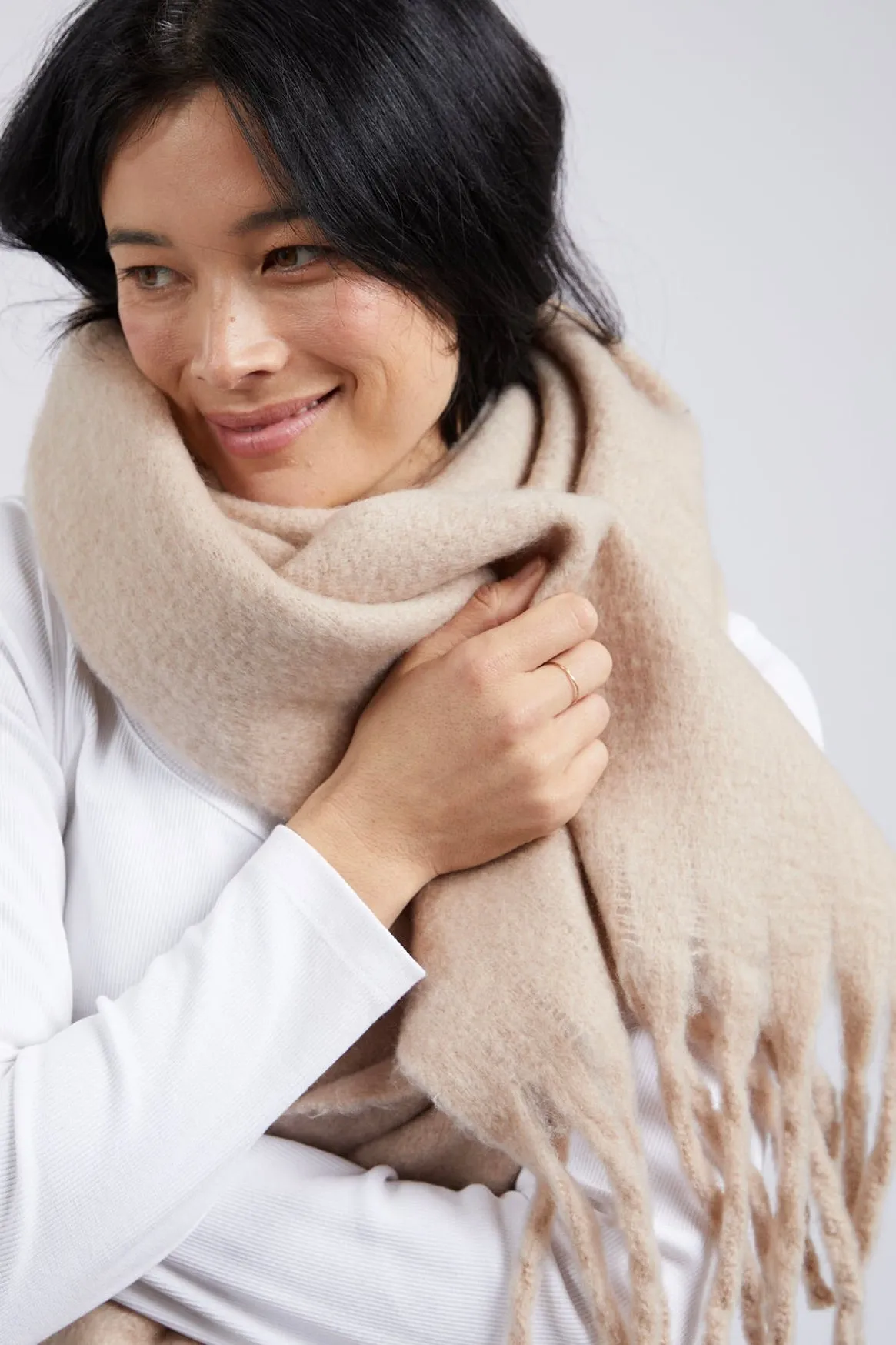 Elm Oat Comfy Scarf