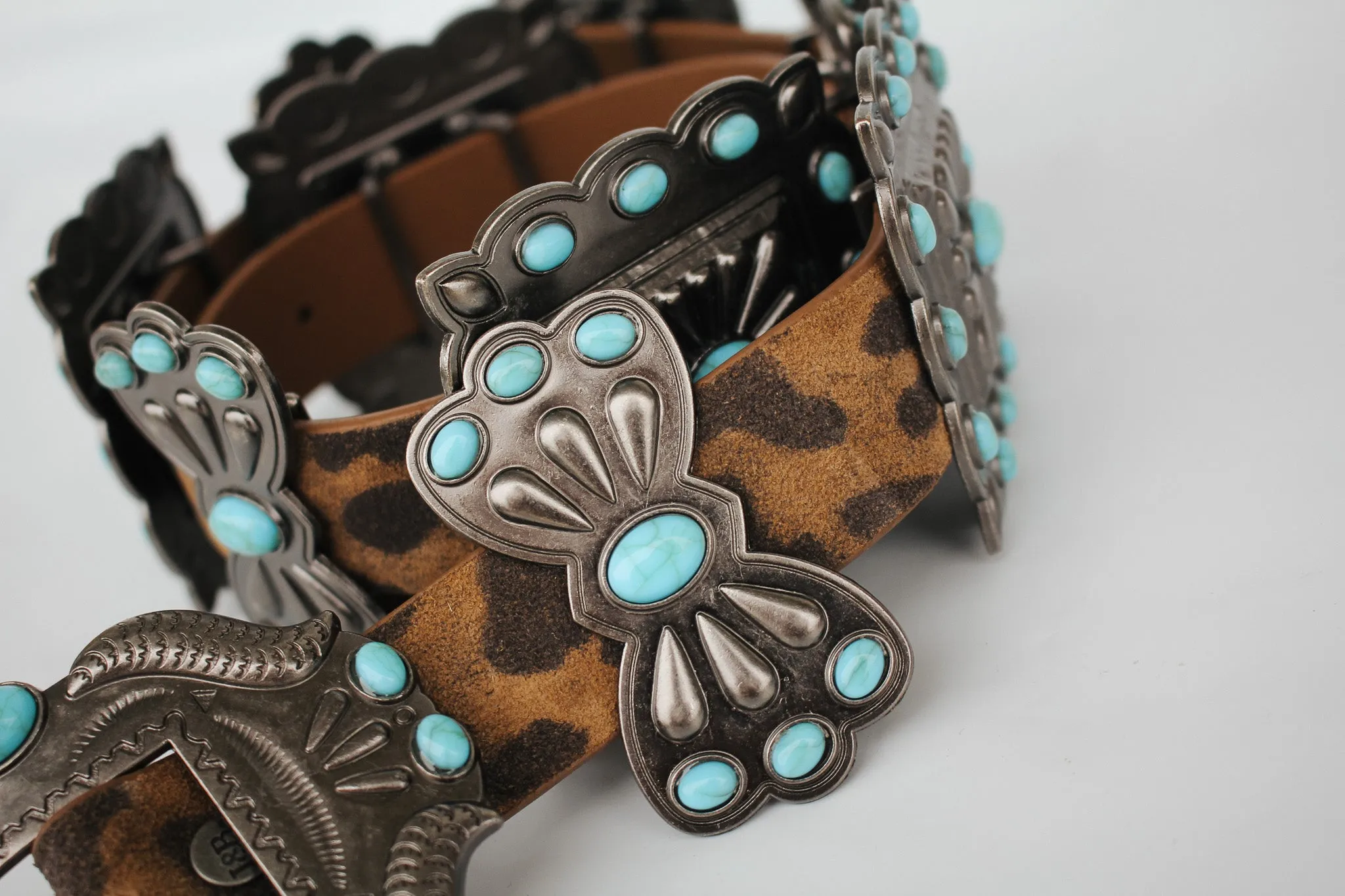 LEOPARD CONCHO BELT (TURQUOISE)